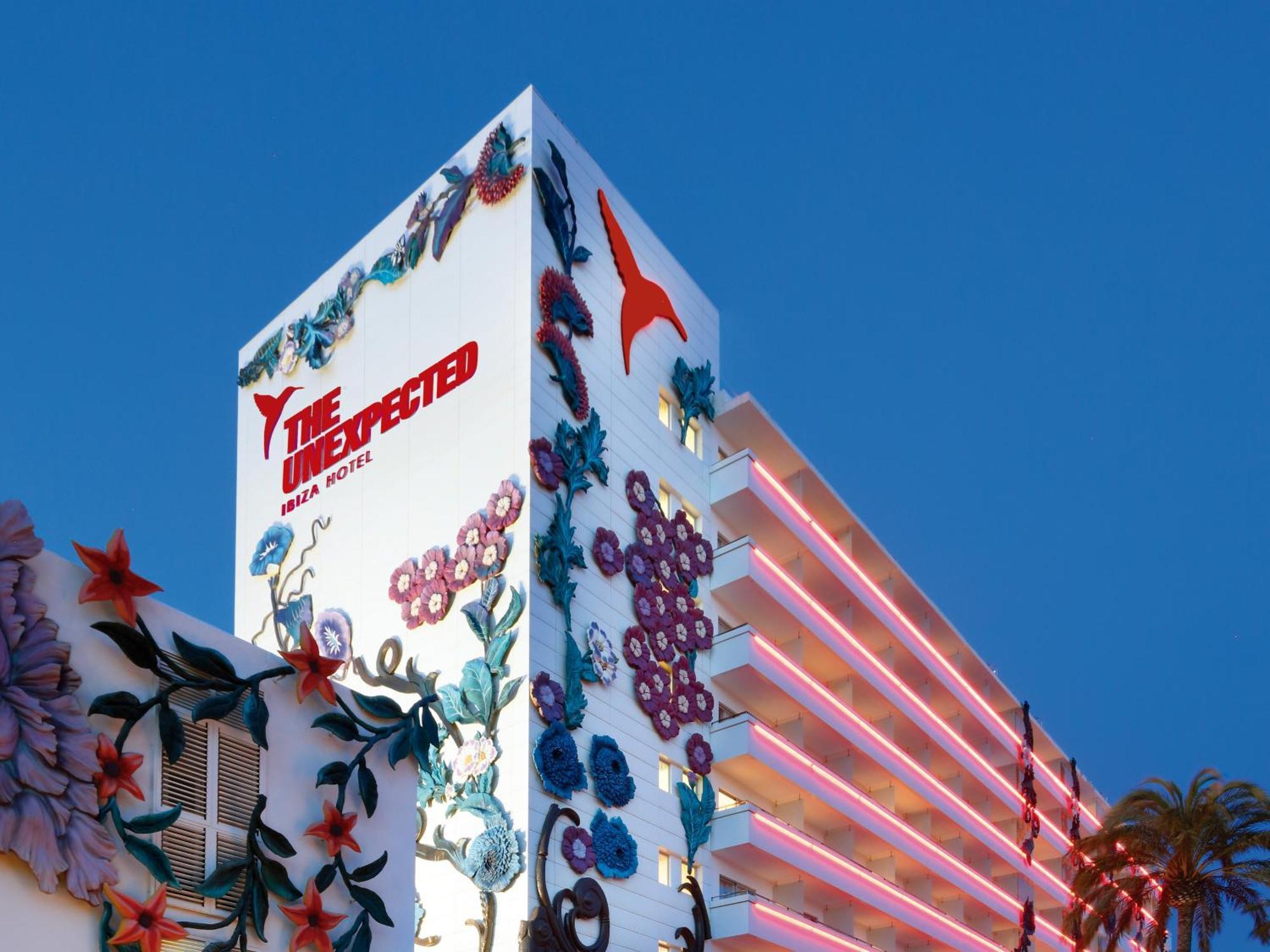 The Unexpected Ibiza Hotel - Adults Only - Formerly Ushuaia Tower Playa d'en Bossa Exterior photo